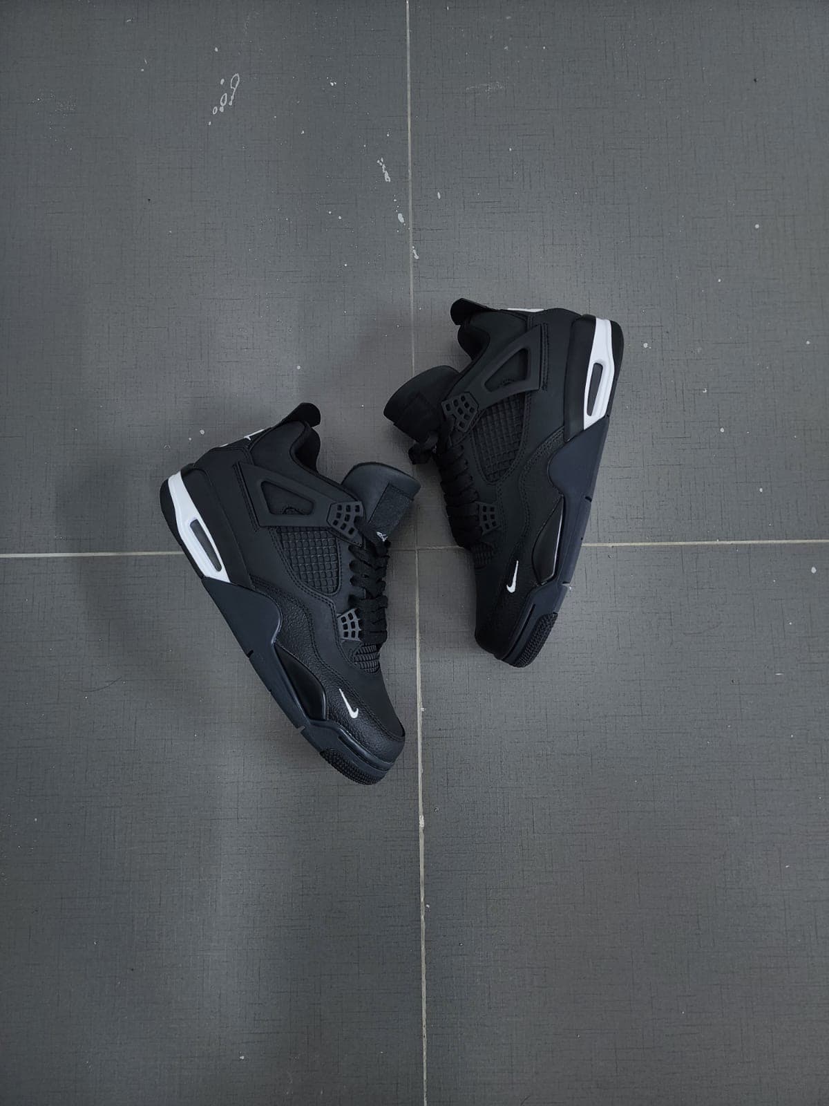 Jordan Retro 4 Bike Black 