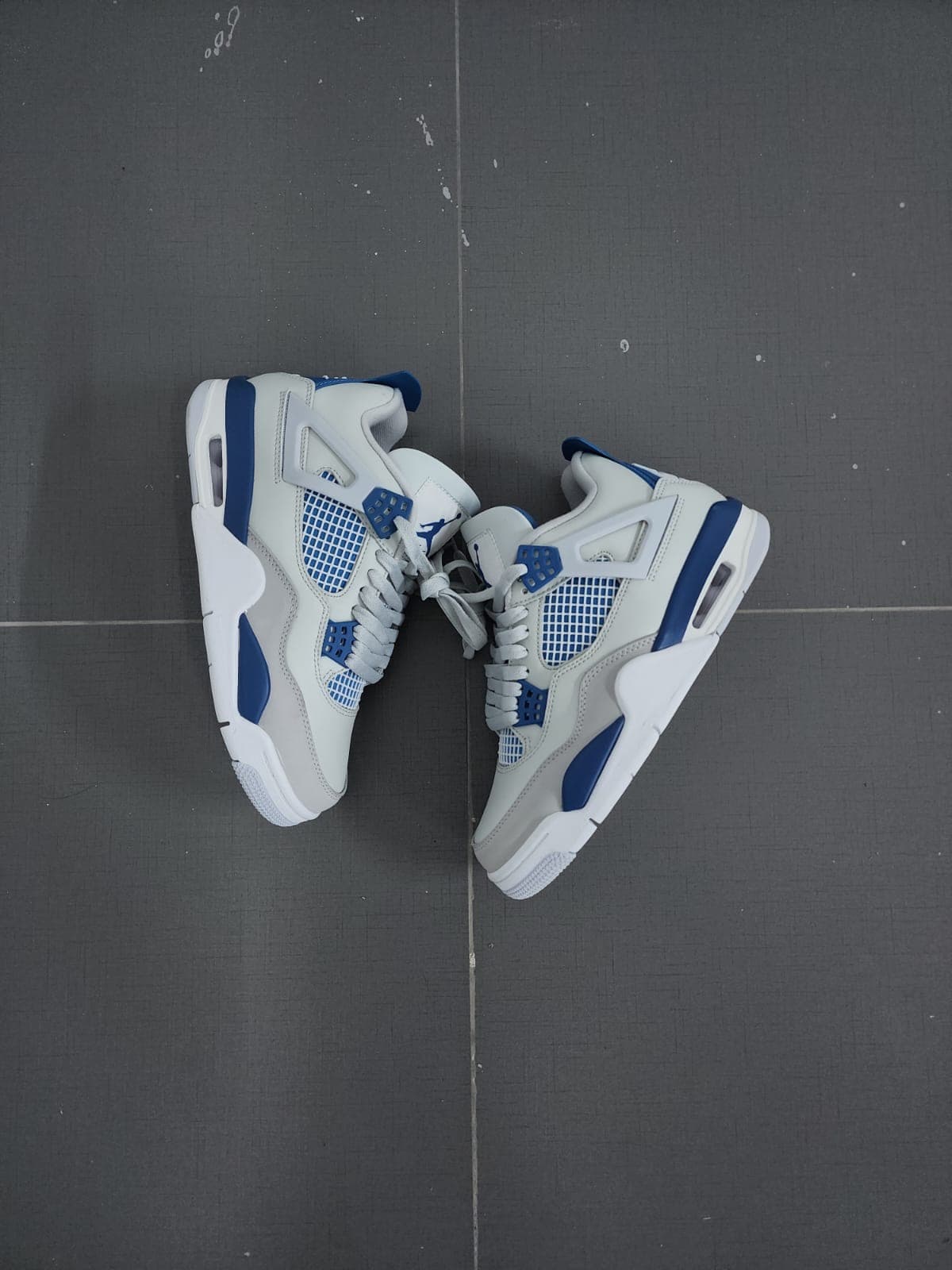 Jordan Retro 4 Military Blue 